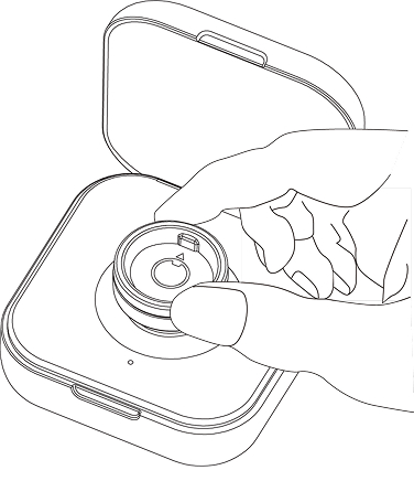 Align the ring correctly inside the charging case